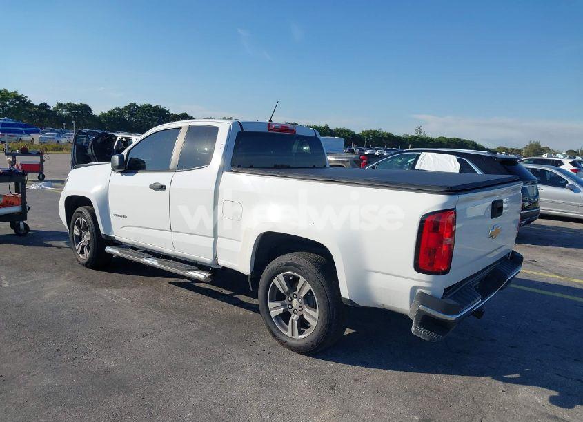 Photo 3 of 2019 Chevrolet Colorado WT (VIN 1GCHSBEA4K1246024)
