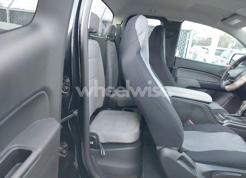 Photo 8 of 2016 Chevrolet Colorado WT (VIN 1GCHSBEA5G1116728)