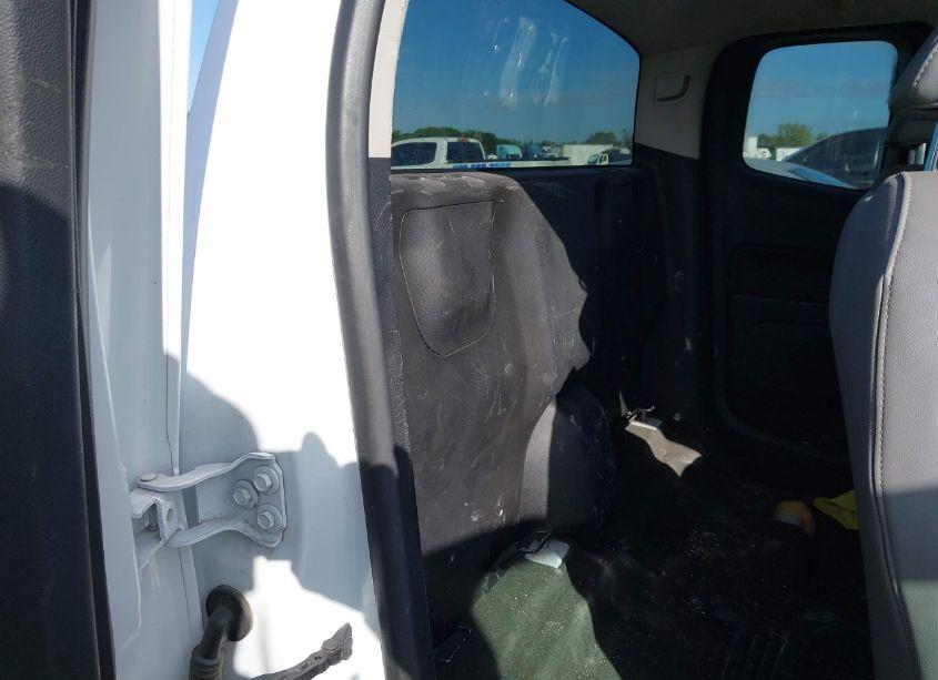 Photo 8 of 2016 Chevrolet Colorado WT (VIN 1GCHSBEA5G1257332)