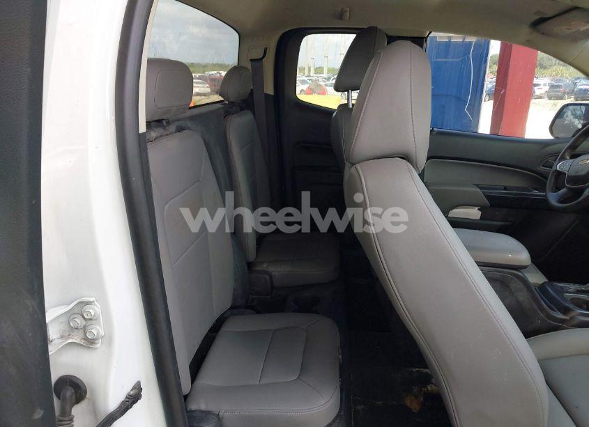 Photo 8 of 2020 Chevrolet Colorado 2WD LONG BOX WT (VIN 1GCHSBEA6L1133757)