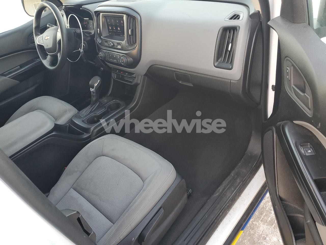 Photo 8 of 2022 CHEVROLET COLORADO (VIN 1GCHSBEA6N1125788)