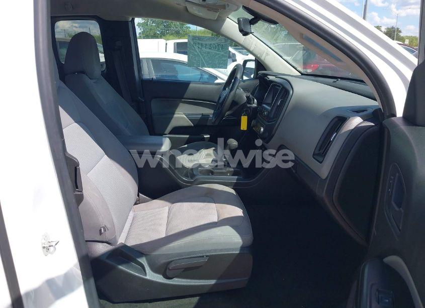 Photo 5 of 2016 Chevrolet Colorado WT (VIN 1GCHSBEA7G1195576)