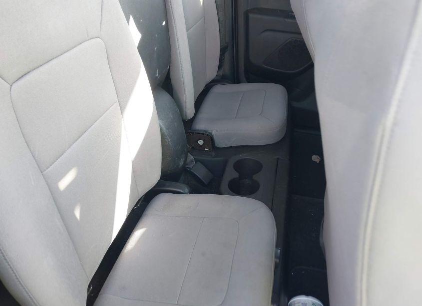 Photo 8 of 2016 Chevrolet Colorado (VIN 1GCHSBEA7G1227250)