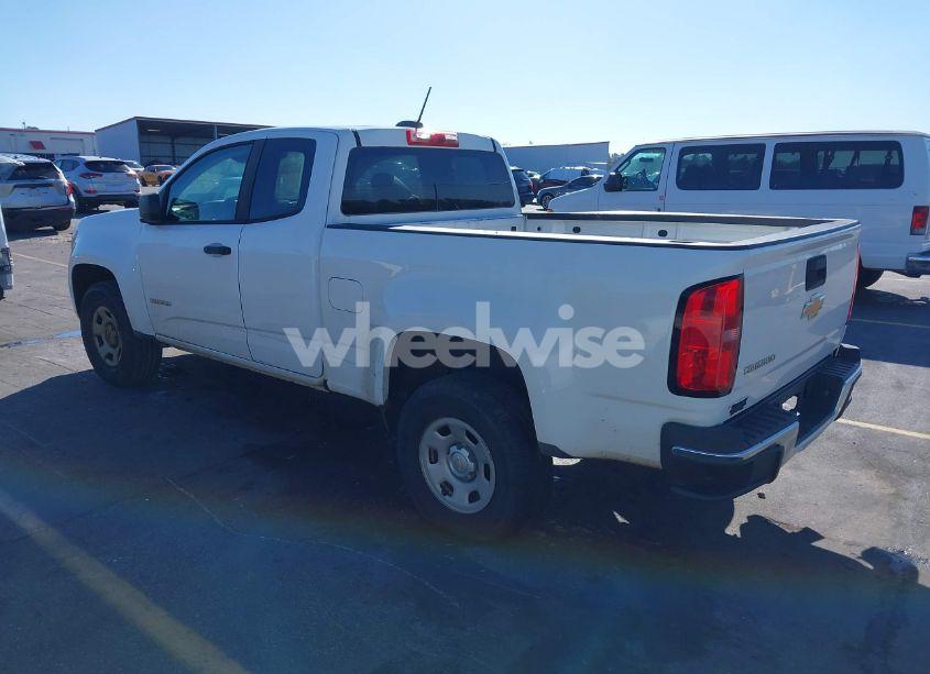 Photo 3 of 2016 Chevrolet Colorado WT (VIN 1GCHSBEA7G1387273)
