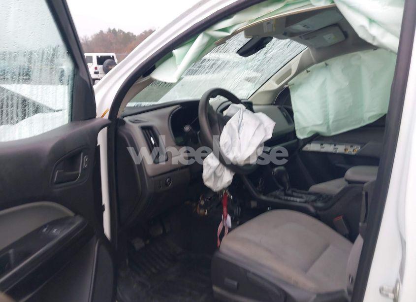 Photo 5 of 2018 Chevrolet Colorado WT (VIN 1GCHSBEA7J1323306)