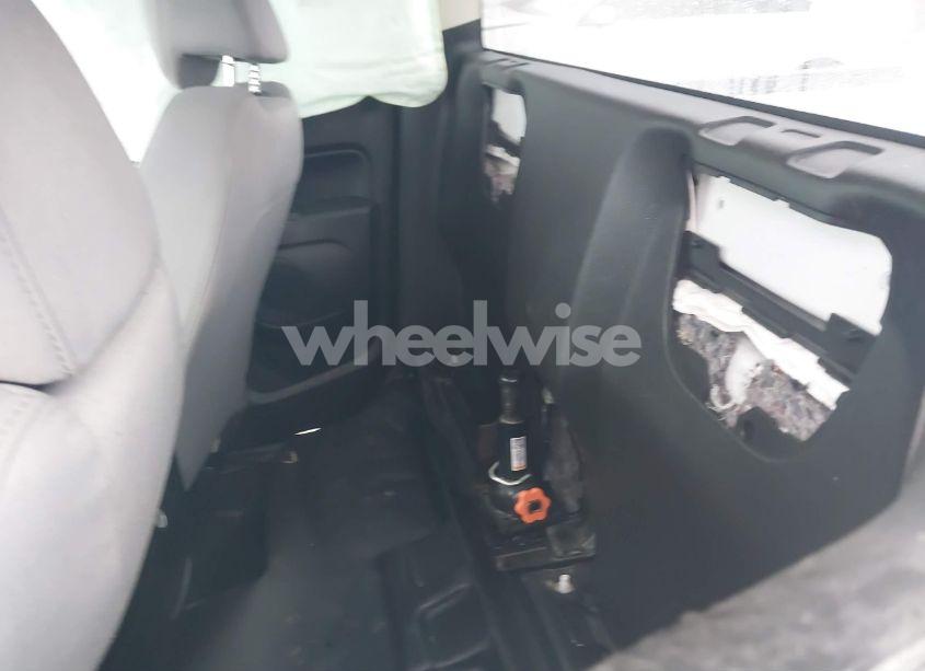 Photo 8 of 2018 Chevrolet Colorado WT (VIN 1GCHSBEA7J1323306)