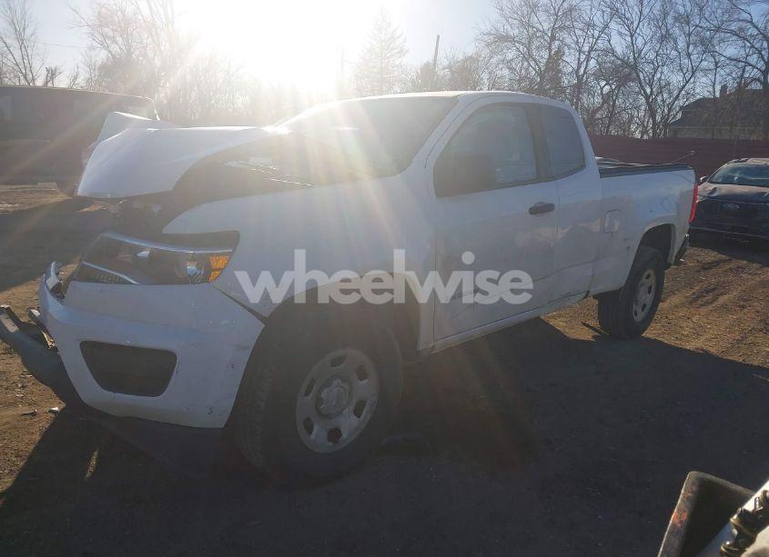 Photo 2 of 2019 Chevrolet Colorado WT (VIN 1GCHSBEA7K1239715)