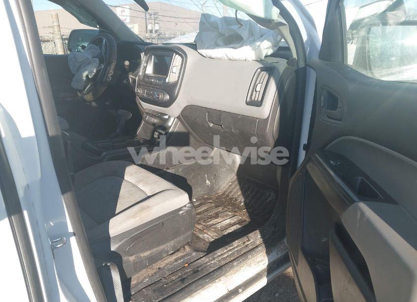 Photo 5 of 2019 Chevrolet Colorado WT (VIN 1GCHSBEA7K1239715)