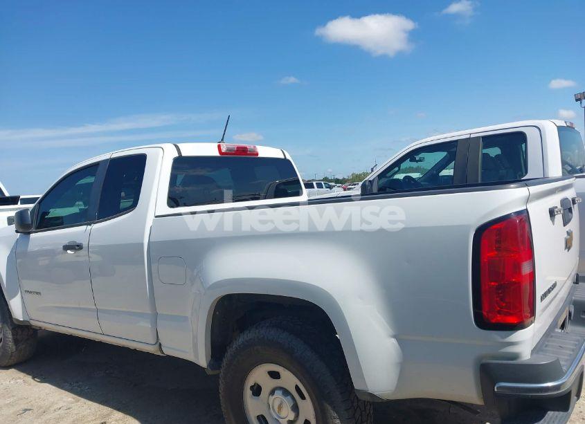 Photo 3 of 2016 Chevrolet Colorado WT (VIN 1GCHSBEA8G1146371)