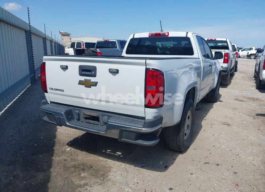 Photo 4 of 2016 Chevrolet Colorado WT (VIN 1GCHSBEA8G1146371)