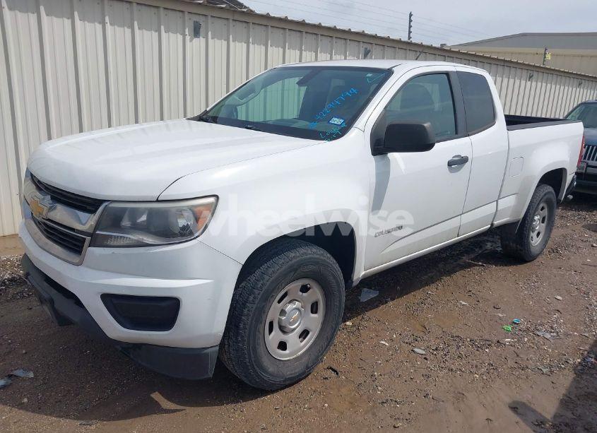 Photo 2 of 2016 Chevrolet Colorado WT (VIN 1GCHSBEA8G1378016)