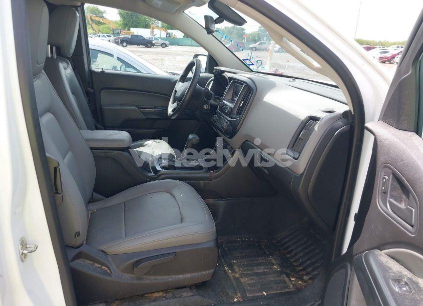 Photo 5 of 2016 Chevrolet Colorado WT (VIN 1GCHSBEA8G1378016)