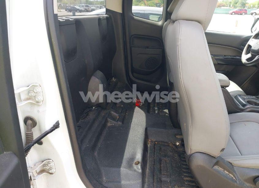 Photo 8 of 2016 Chevrolet Colorado WT (VIN 1GCHSBEA8G1378016)