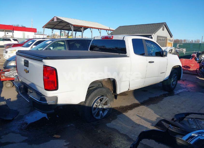 Photo 4 of 2018 Chevrolet Colorado WT (VIN 1GCHSBEA8J1157328)