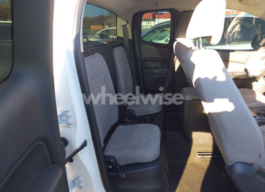 Photo 8 of 2018 Chevrolet Colorado WT (VIN 1GCHSBEA8J1157328)