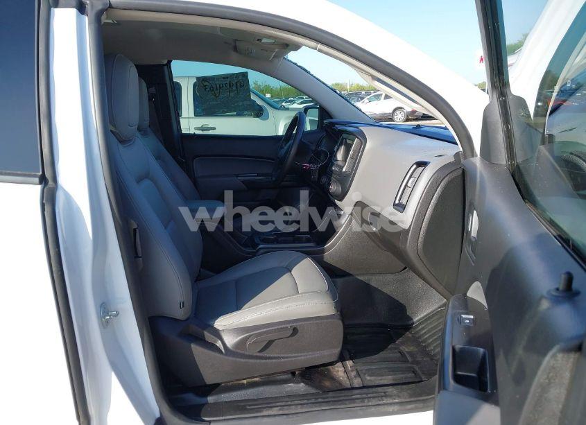 Photo 5 of 2020 Chevrolet Colorado 2WD LONG BOX WT (VIN 1GCHSBEA8L1239787)