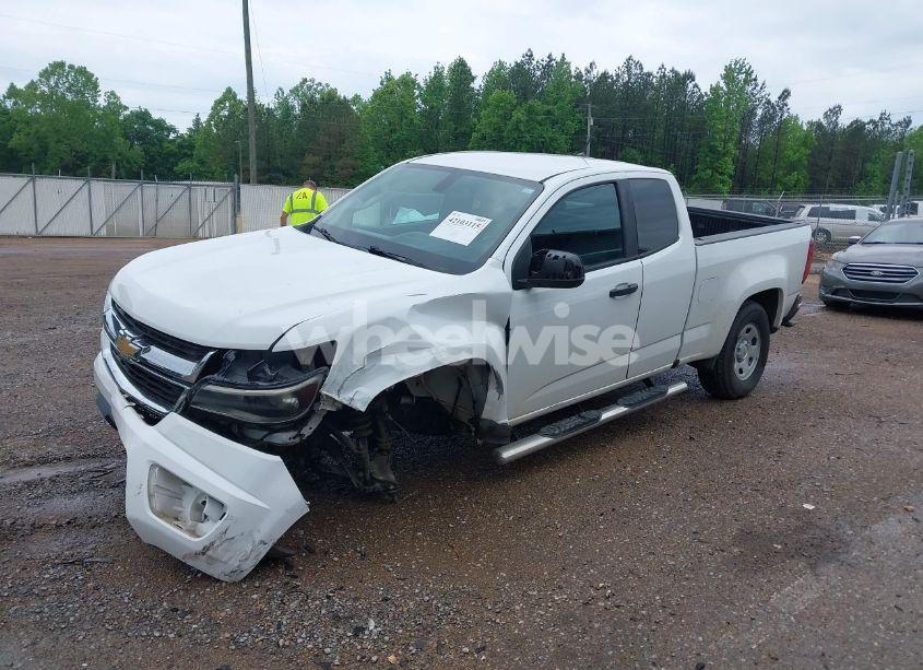 Photo 2 of 2018 Chevrolet Colorado WT (VIN 1GCHSBEA9J1200591)