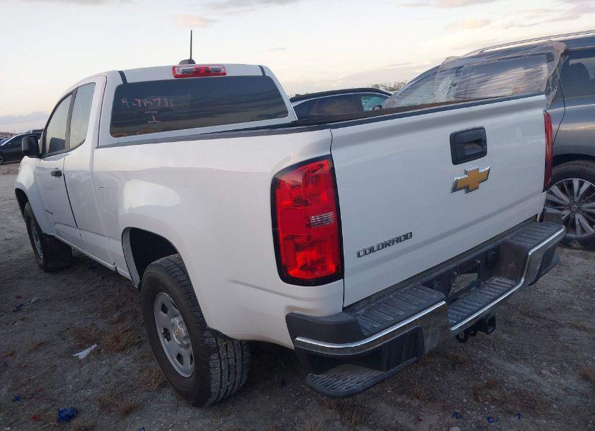 Photo 3 of 2019 Chevrolet Colorado WT (VIN 1GCHSBEA9K1120645)