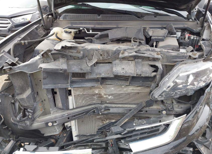 Photo 10 of 2019 Chevrolet Colorado WT (VIN 1GCHSBEA9K1135260)