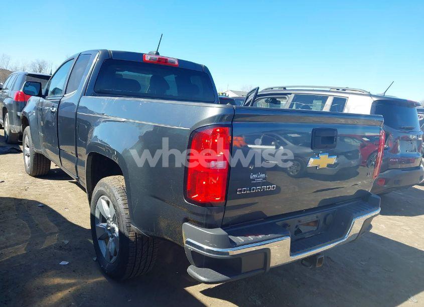 Photo 3 of 2015 Chevrolet Colorado LT (VIN 1GCHSBEAXF1162277)