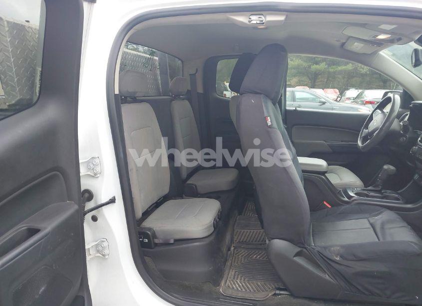 Photo 8 of 2016 Chevrolet Colorado WT (VIN 1GCHSBEAXG1344515)