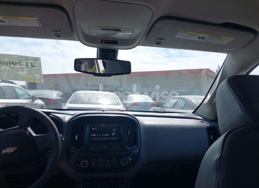 Photo 18 of 2018 Chevrolet Colorado WT (VIN 1GCHSBEAXJ1194221)