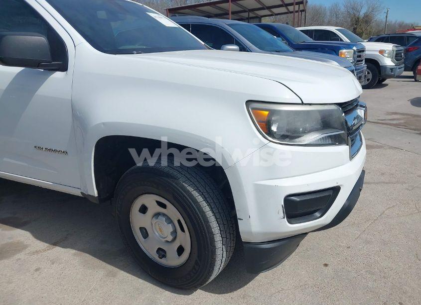 Photo 21 of 2018 Chevrolet Colorado WT (VIN 1GCHSBEAXJ1194221)