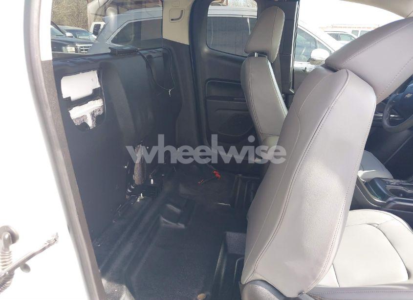 Photo 8 of 2018 Chevrolet Colorado WT (VIN 1GCHSBEAXJ1194221)