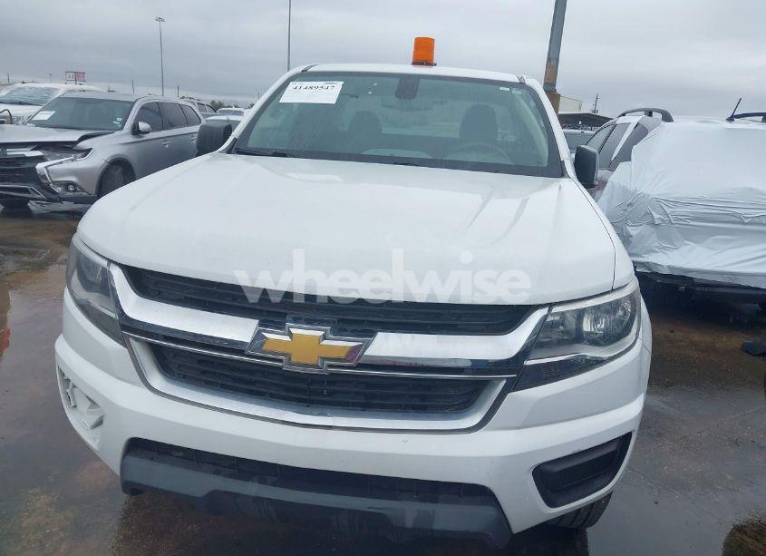 Photo 13 of 2019 Chevrolet Colorado WT (VIN 1GCHSBEAXK1144016)