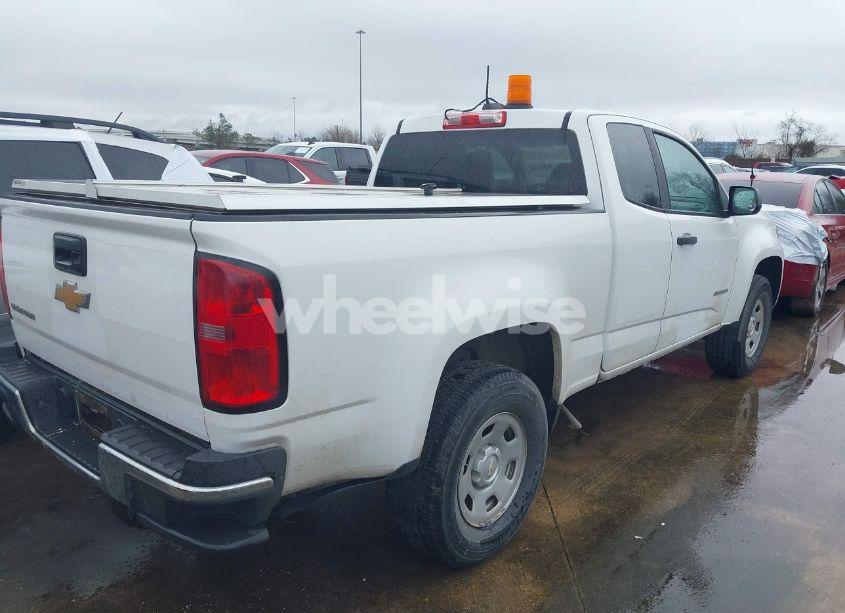 Photo 4 of 2019 Chevrolet Colorado WT (VIN 1GCHSBEAXK1144016)