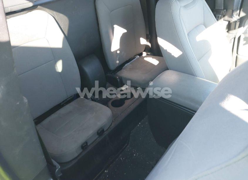 Photo 8 of 2019 Chevrolet Colorado WT (VIN 1GCHSBEAXK1218468)