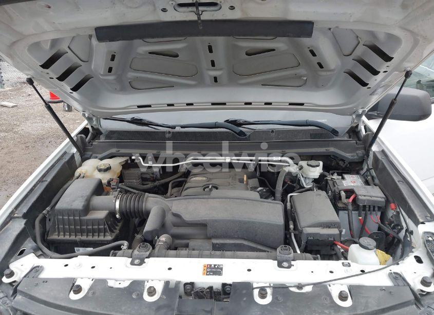 Photo 10 of 2019 Chevrolet Colorado WT (VIN 1GCHSBEAXK1289458)