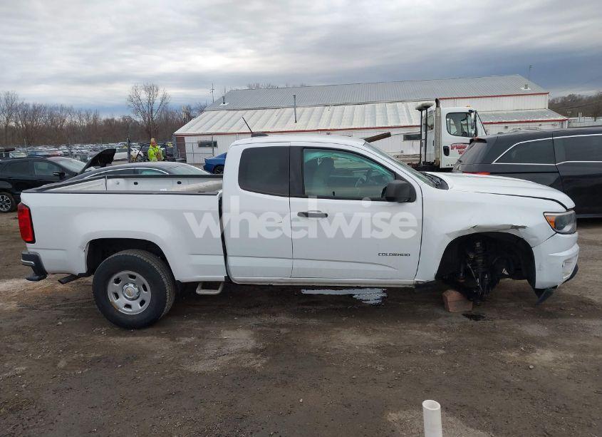 Photo 13 of 2019 Chevrolet Colorado WT (VIN 1GCHSBEAXK1289458)
