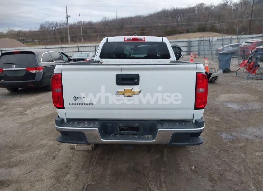 Photo 16 of 2019 Chevrolet Colorado WT (VIN 1GCHSBEAXK1289458)