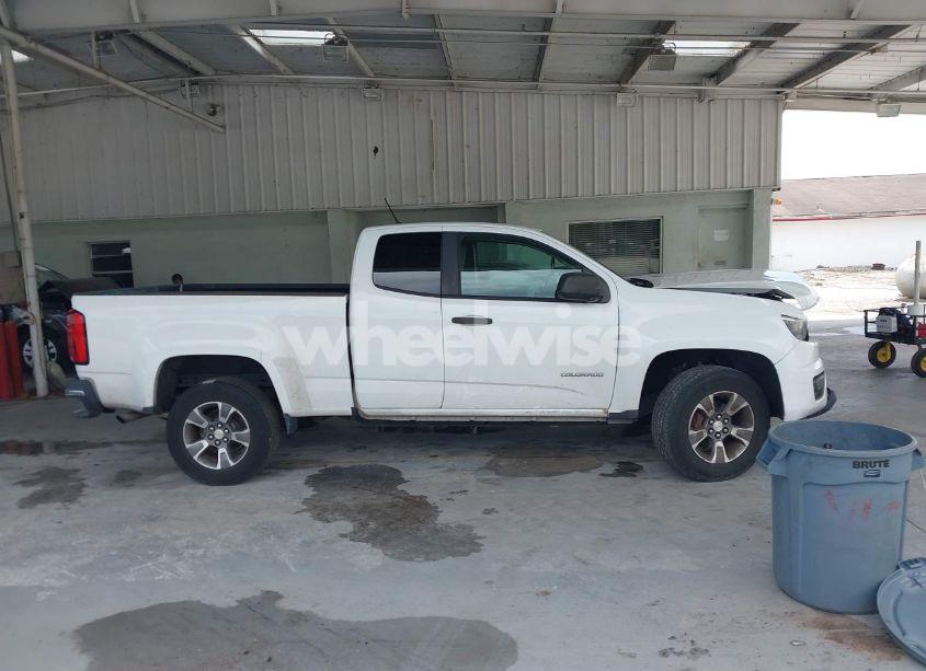 Photo 13 of 2018 Chevrolet Colorado WT (VIN 1GCHSBEN0J1113634)