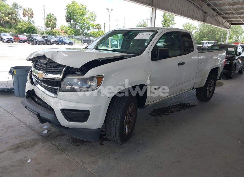 Photo 2 of 2018 Chevrolet Colorado WT (VIN 1GCHSBEN0J1113634)