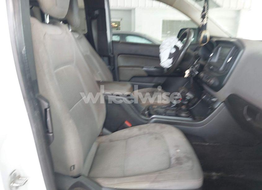 Photo 5 of 2018 Chevrolet Colorado WT (VIN 1GCHSBEN0J1113634)
