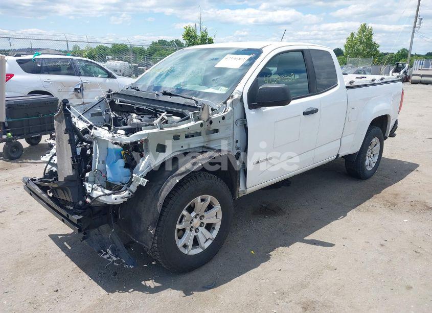 Photo 2 of 2018 Chevrolet Colorado WT (VIN 1GCHSBEN4J1155188)