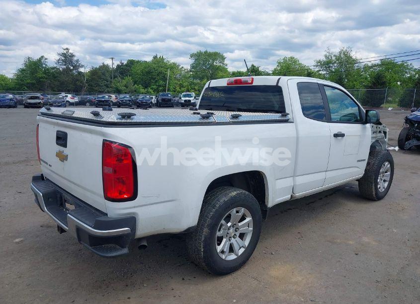 Photo 4 of 2018 Chevrolet Colorado WT (VIN 1GCHSBEN4J1155188)