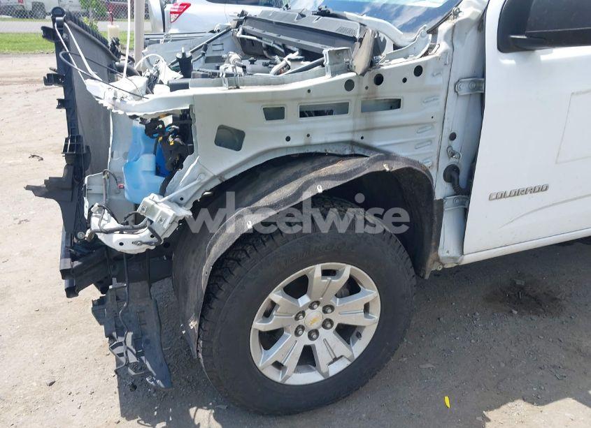 Photo 6 of 2018 Chevrolet Colorado WT (VIN 1GCHSBEN4J1155188)