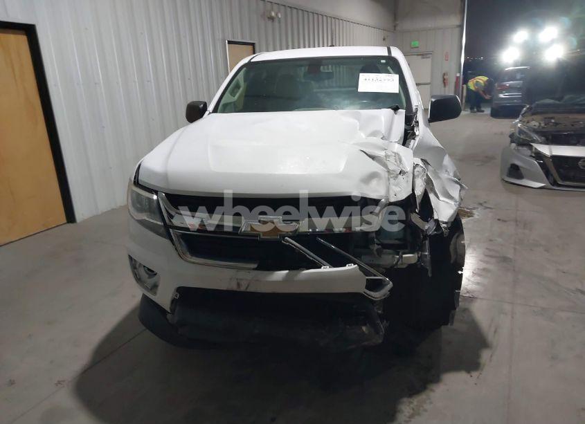 Photo 12 of 2019 Chevrolet Colorado WT (VIN 1GCHSBEN5K1122007)