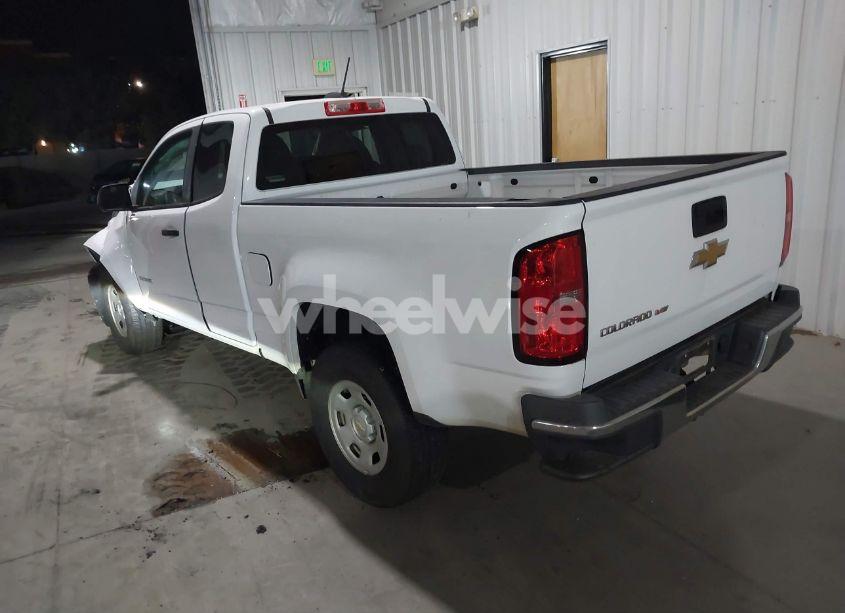 Photo 3 of 2019 Chevrolet Colorado WT (VIN 1GCHSBEN5K1122007)