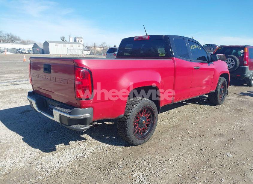 Photo 4 of 2018 Chevrolet Colorado WT (VIN 1GCHSBEN6J1138361)