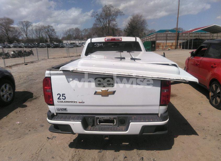 Photo 16 of 2019 Chevrolet Colorado WT (VIN 1GCHSBEN7K1118301)