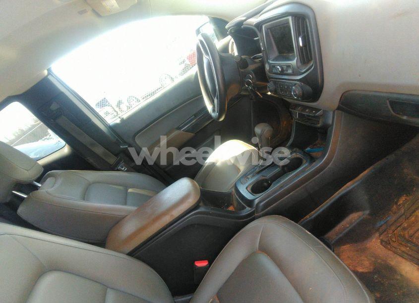 Photo 5 of 2019 Chevrolet Colorado WT (VIN 1GCHSBEN7K1118301)