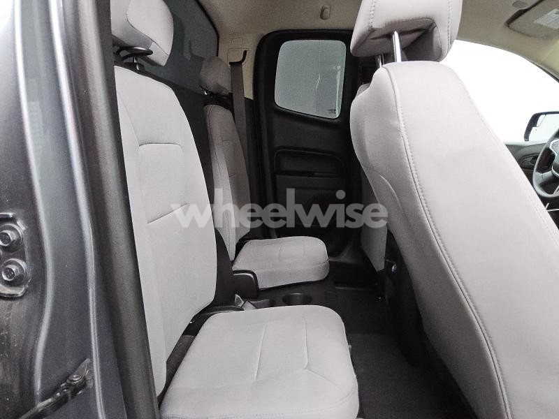 Photo 5 of 2022 CHEVROLET COLORADO N/A (VIN 1GCHSBENXN1238288)