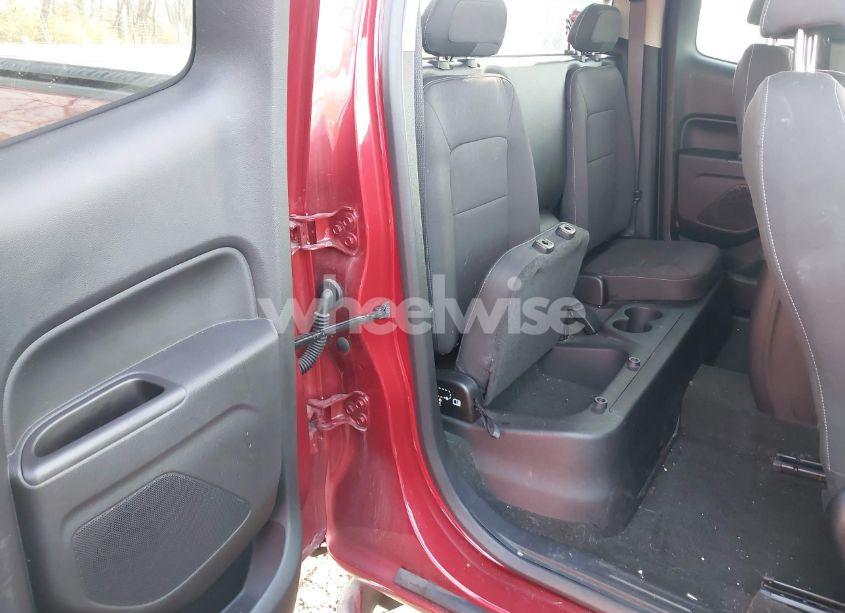 Photo 8 of 2016 Chevrolet Colorado LT (VIN 1GCHSCE3XG1287322)