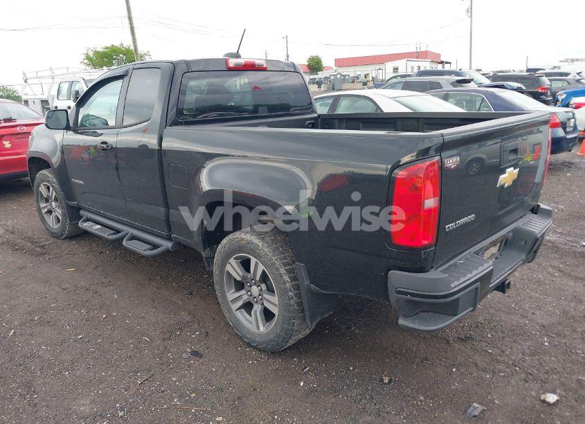 Photo 3 of 2019 Chevrolet Colorado LT (VIN 1GCHSCEA5K1179925)