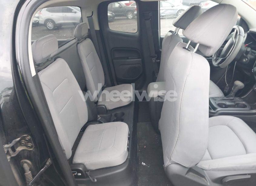 Photo 8 of 2019 Chevrolet Colorado LT (VIN 1GCHSCEA5K1179925)