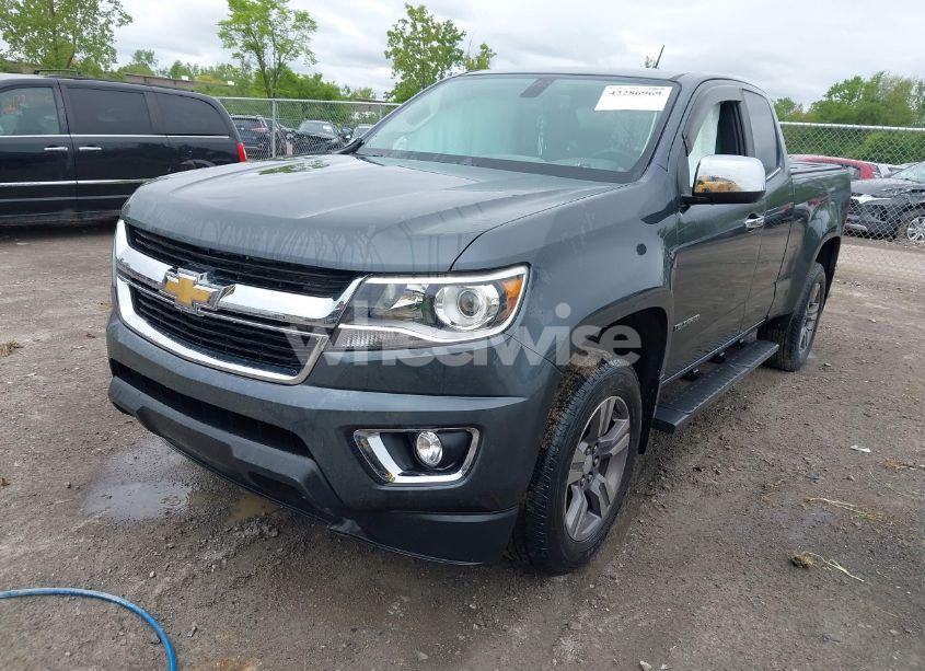 Photo 2 of 2017 Chevrolet Colorado LT (VIN 1GCHSCEN1H1205769)